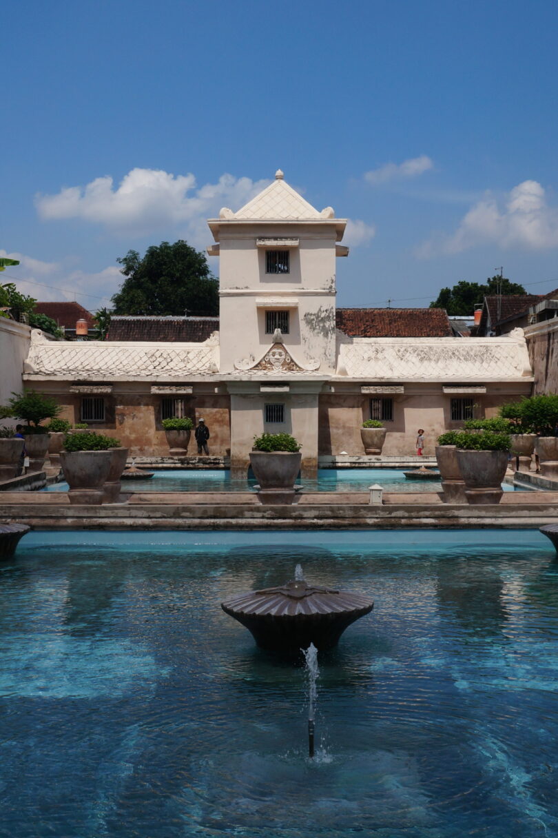 Jejak Sejarah Di Taman Sari: Istana Air Yang Menakjubkan Di Yogyakarta ...